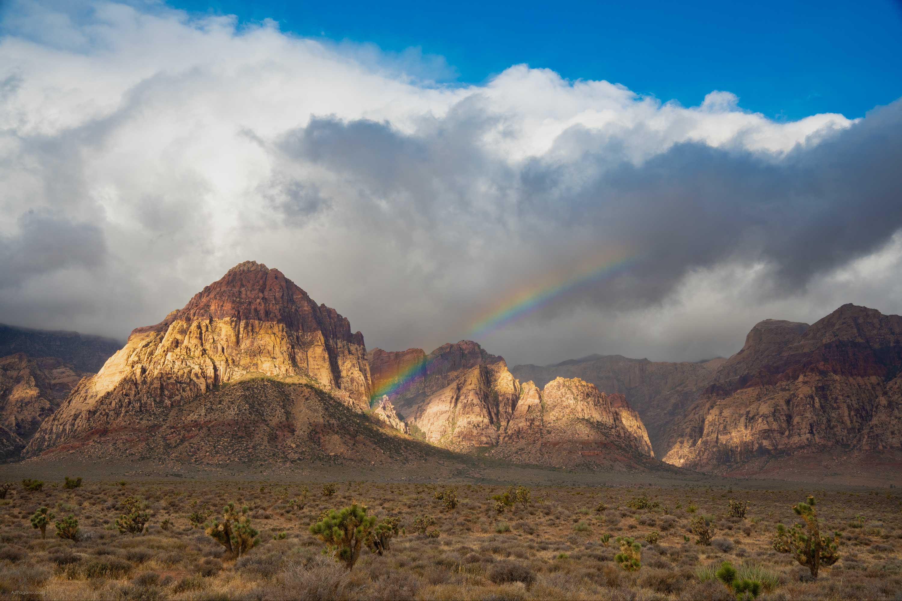 Red Rock Rainbow Mt Rainbow